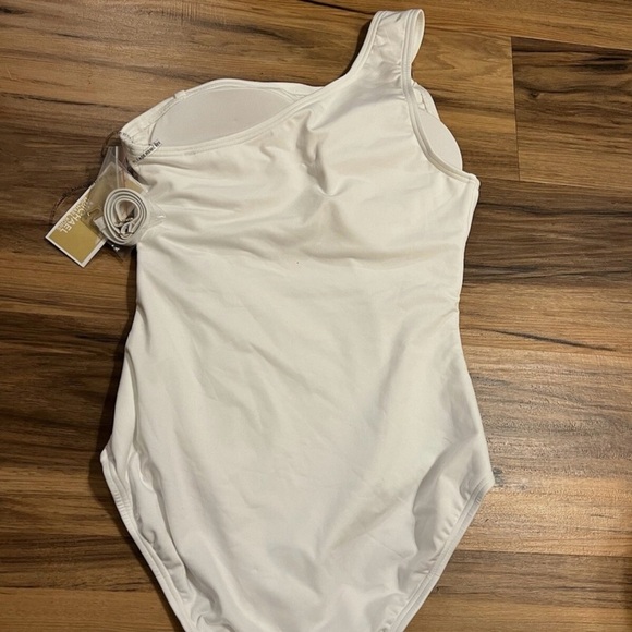 NWT MICHAEL Michael Kors
Embellished One-Shoulder Underwire One-Piece Swimsuit - Picture 5 of 5